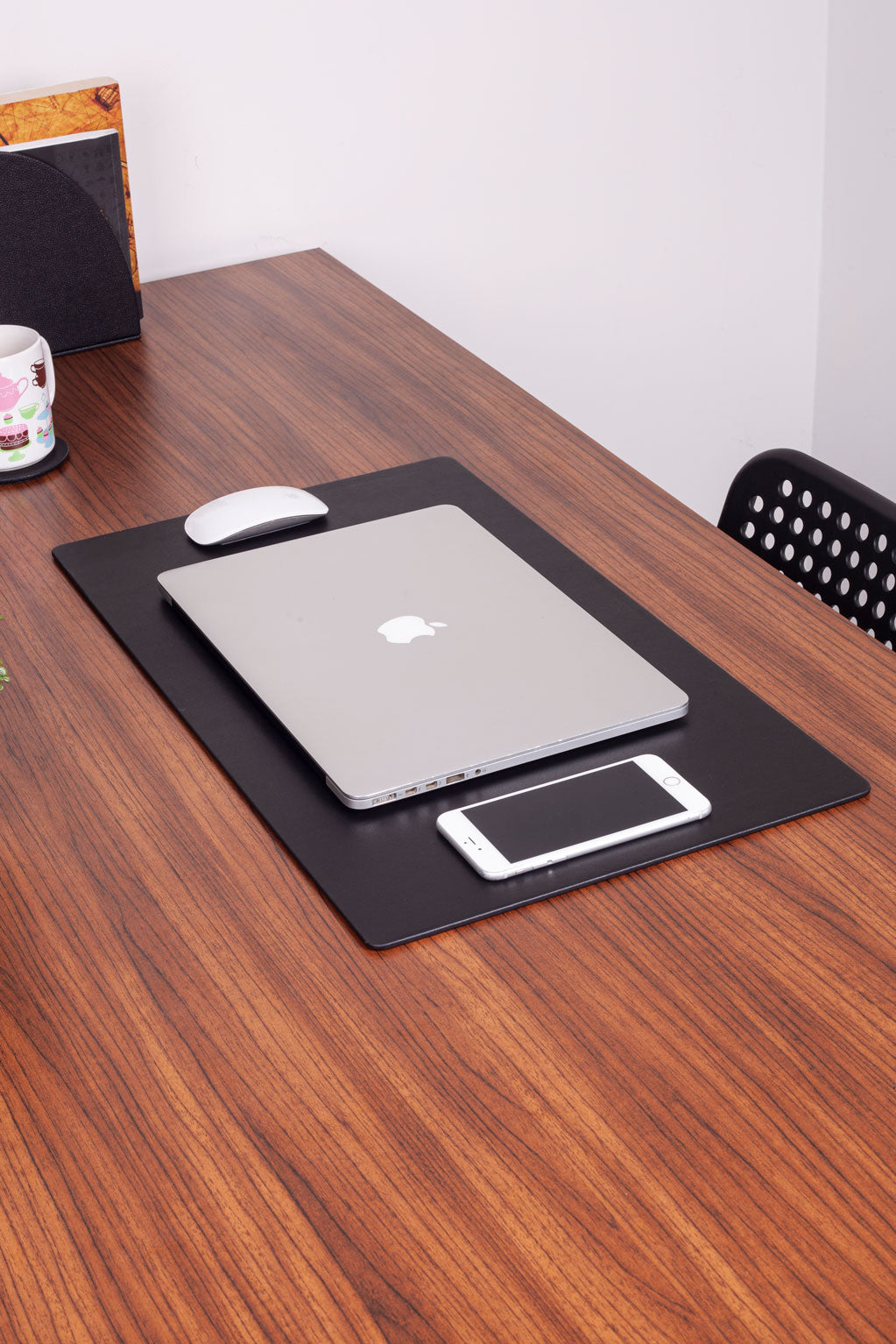 Leather Desk Mat Plain Black 60x35cm