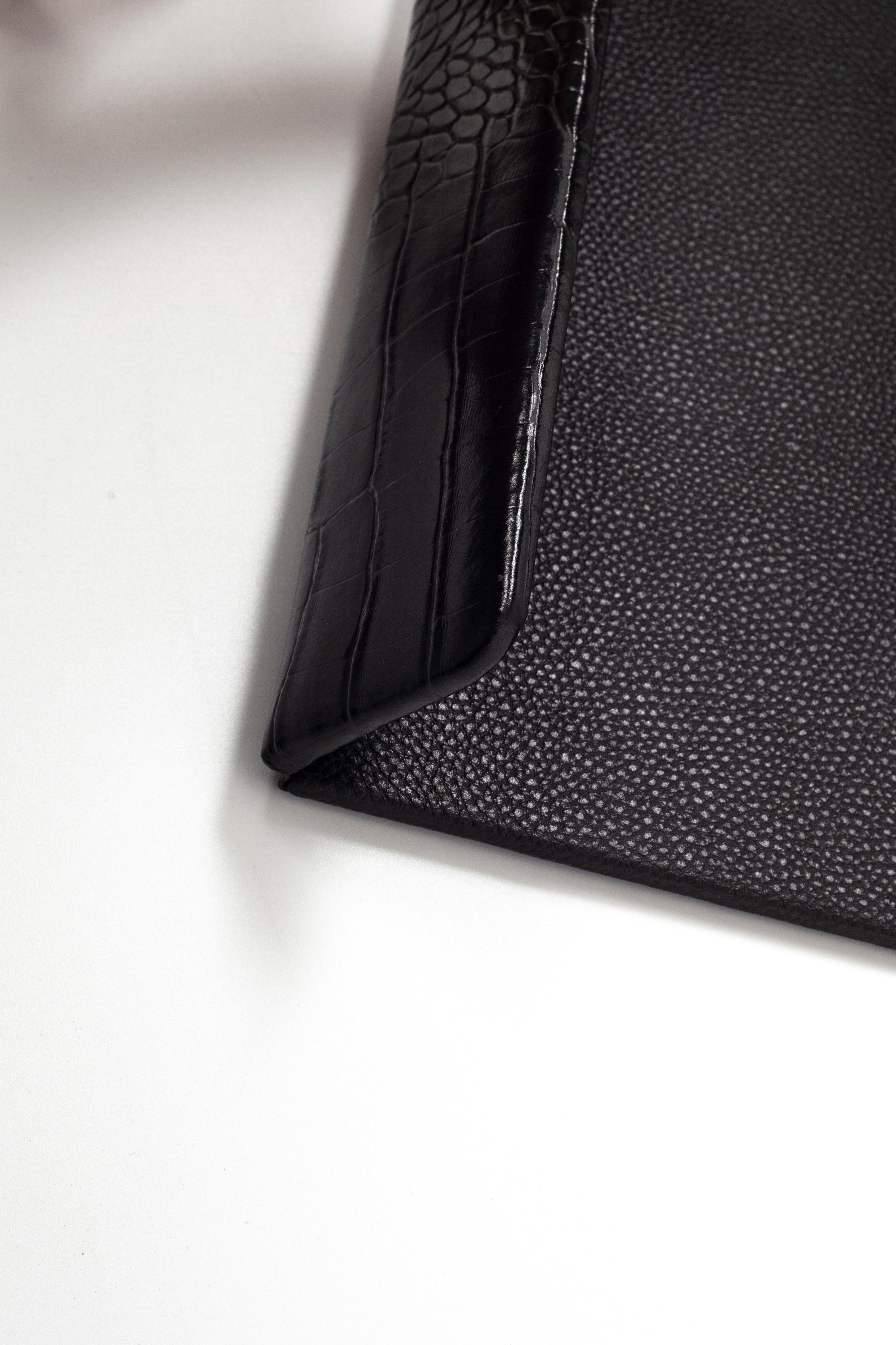 Executive Desk Desk With Vertical Embossed 23.6x15.7inc