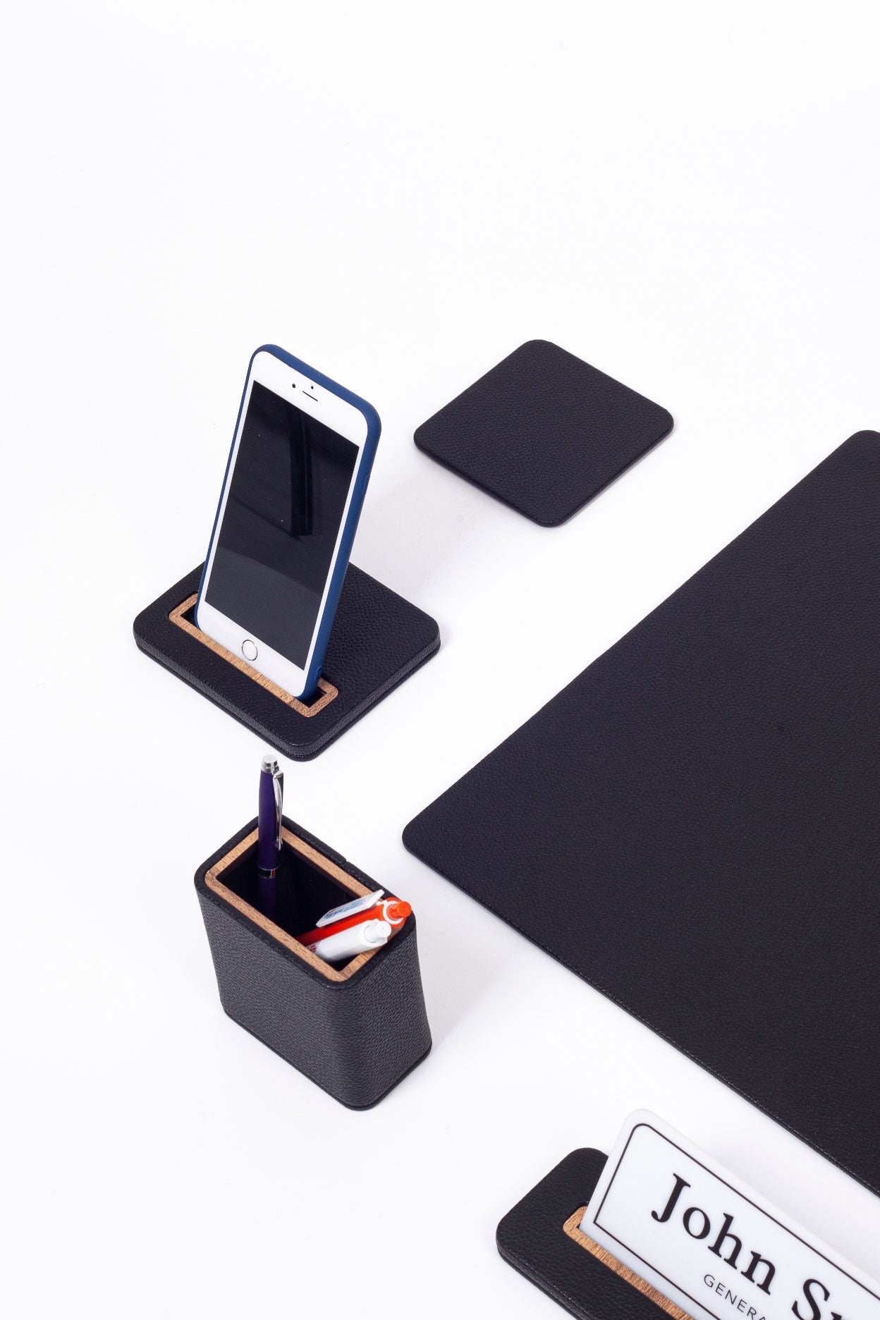 Alya Leather Desk Set 6 Pieces Desk with Nameplate