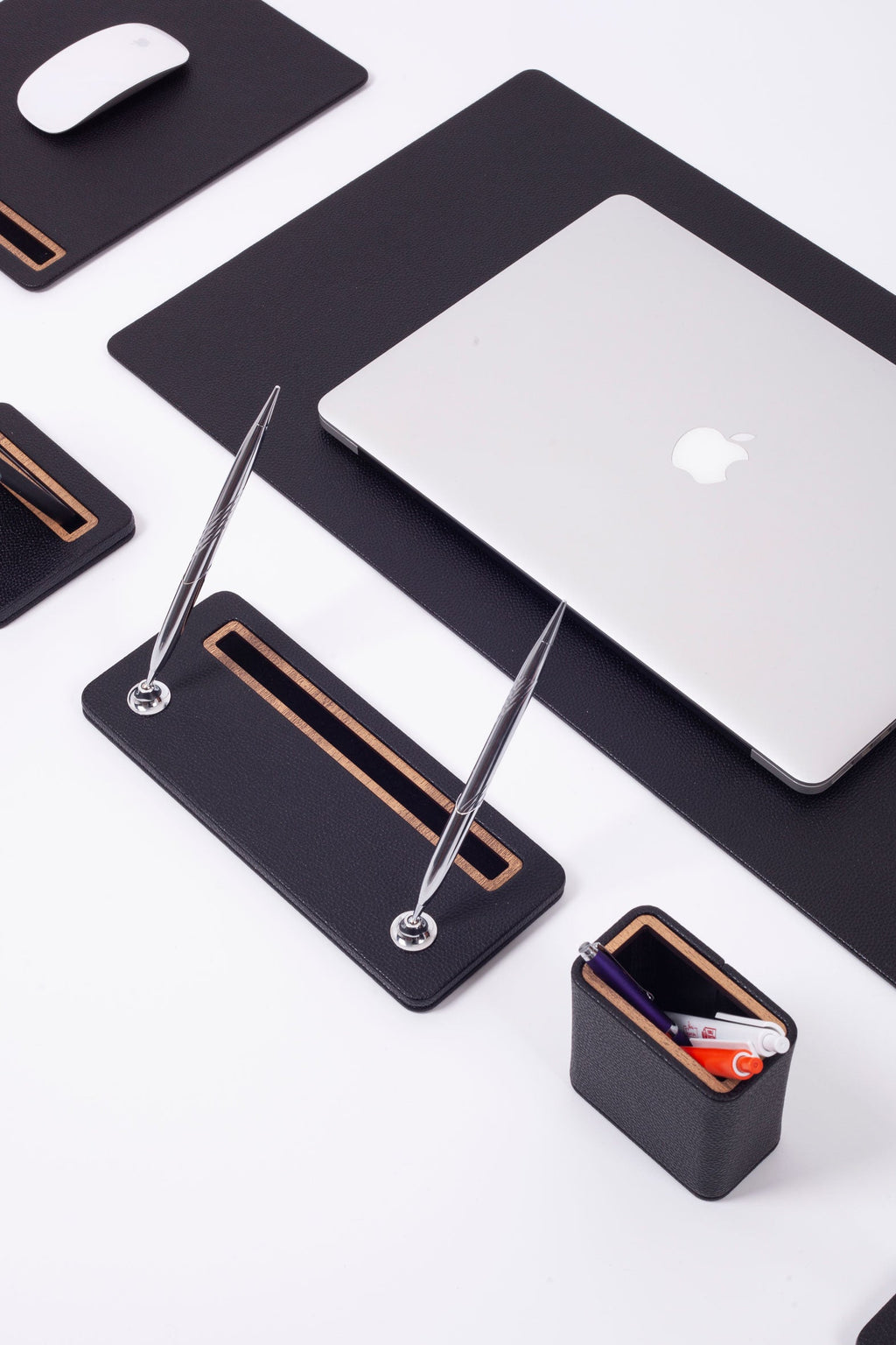 Pera Leather Desk Set 8 Pieces