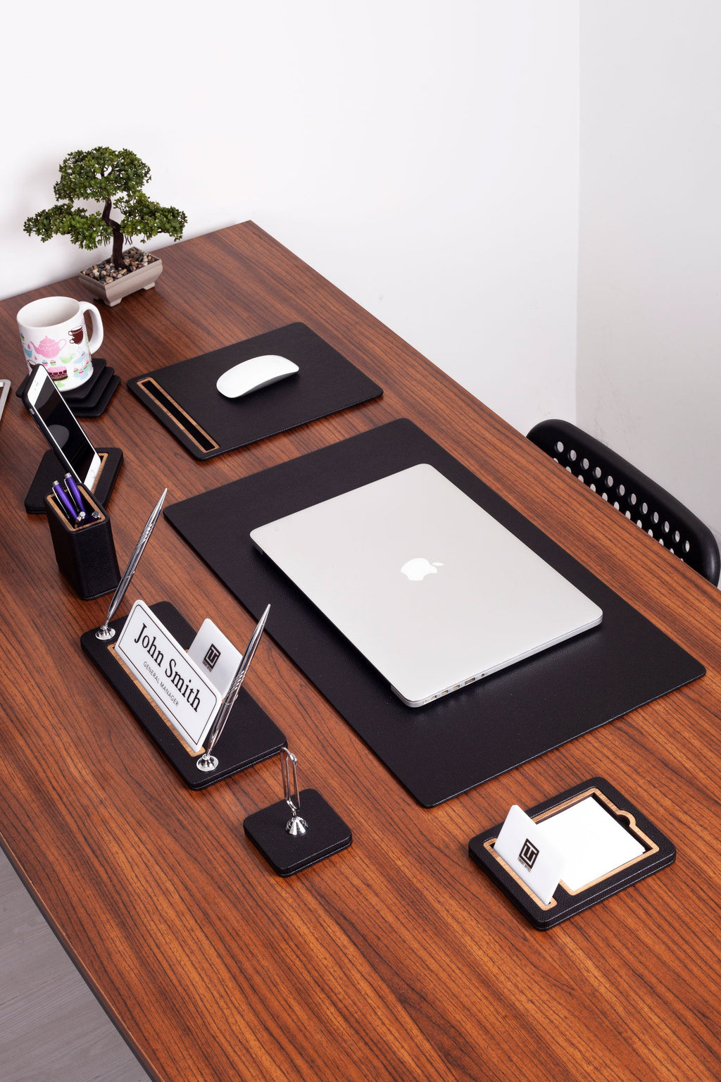 Capella Leather Desk Set 6 Pieces Desk with Nameplate