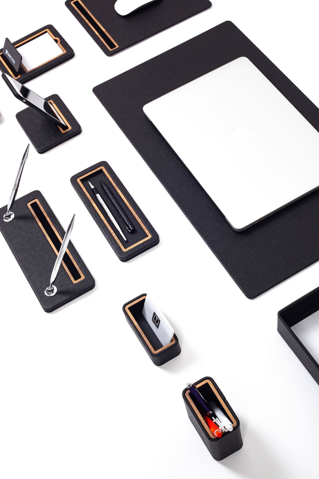 Pera Leather Desk Set 10 Pieces Single Document Rack