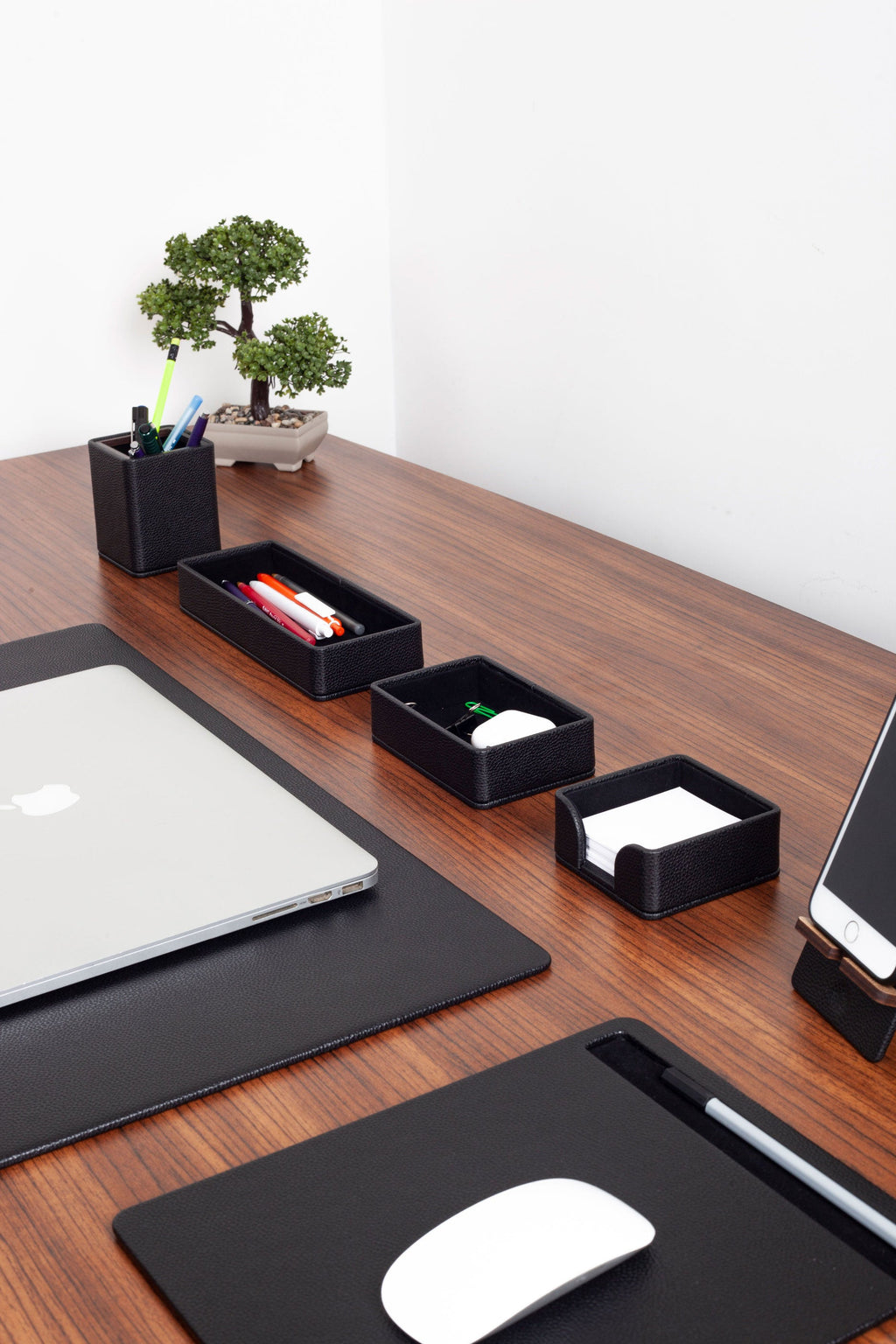 Felix Edge Leather Desk Set Black 8 Pcs