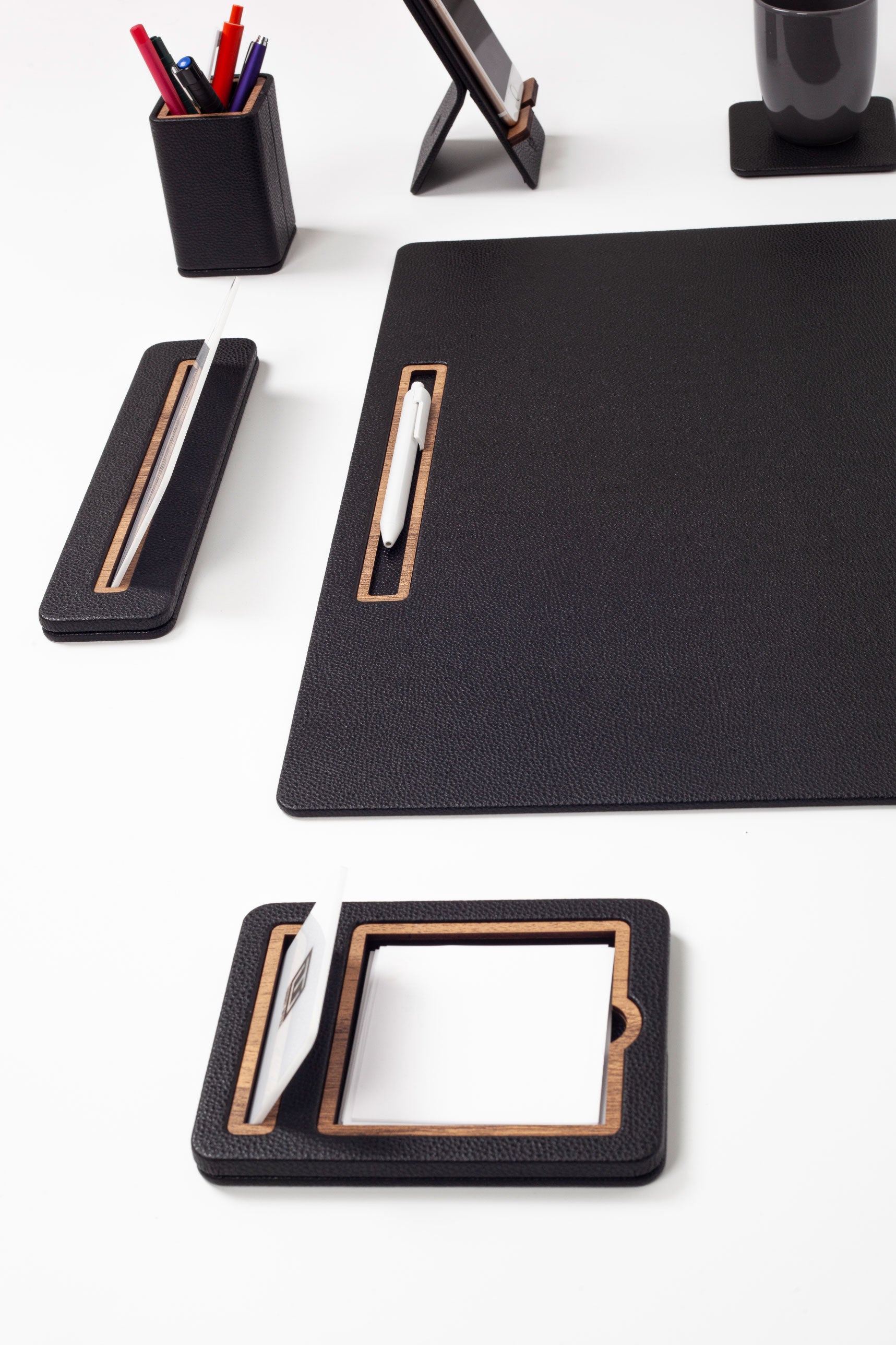 Alya Horizontal Slatted Leather Desk Set Black 6 Pcs