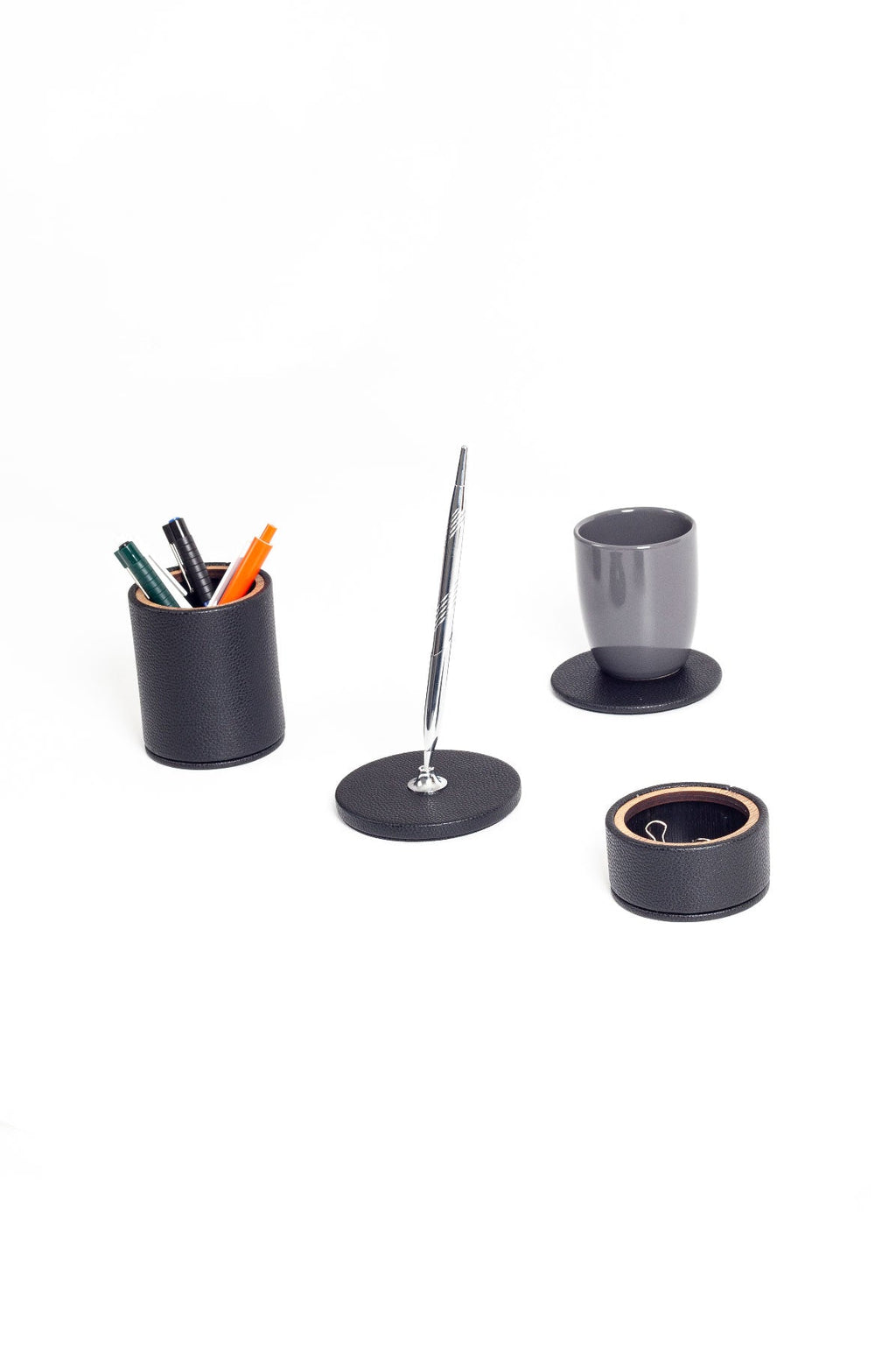 Polo Leather Desktop Set 4 Pieces Wooden Detailed Chrome Pen