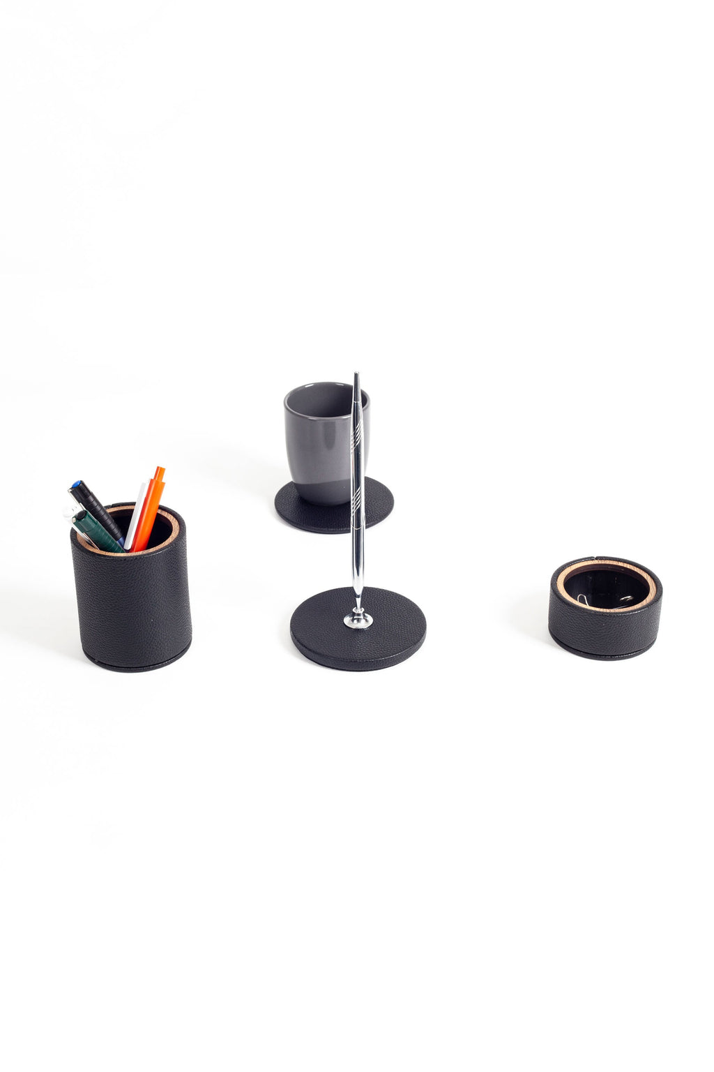 Polo Leather Desktop Set 4 Pieces Wooden Detailed Chrome Pen