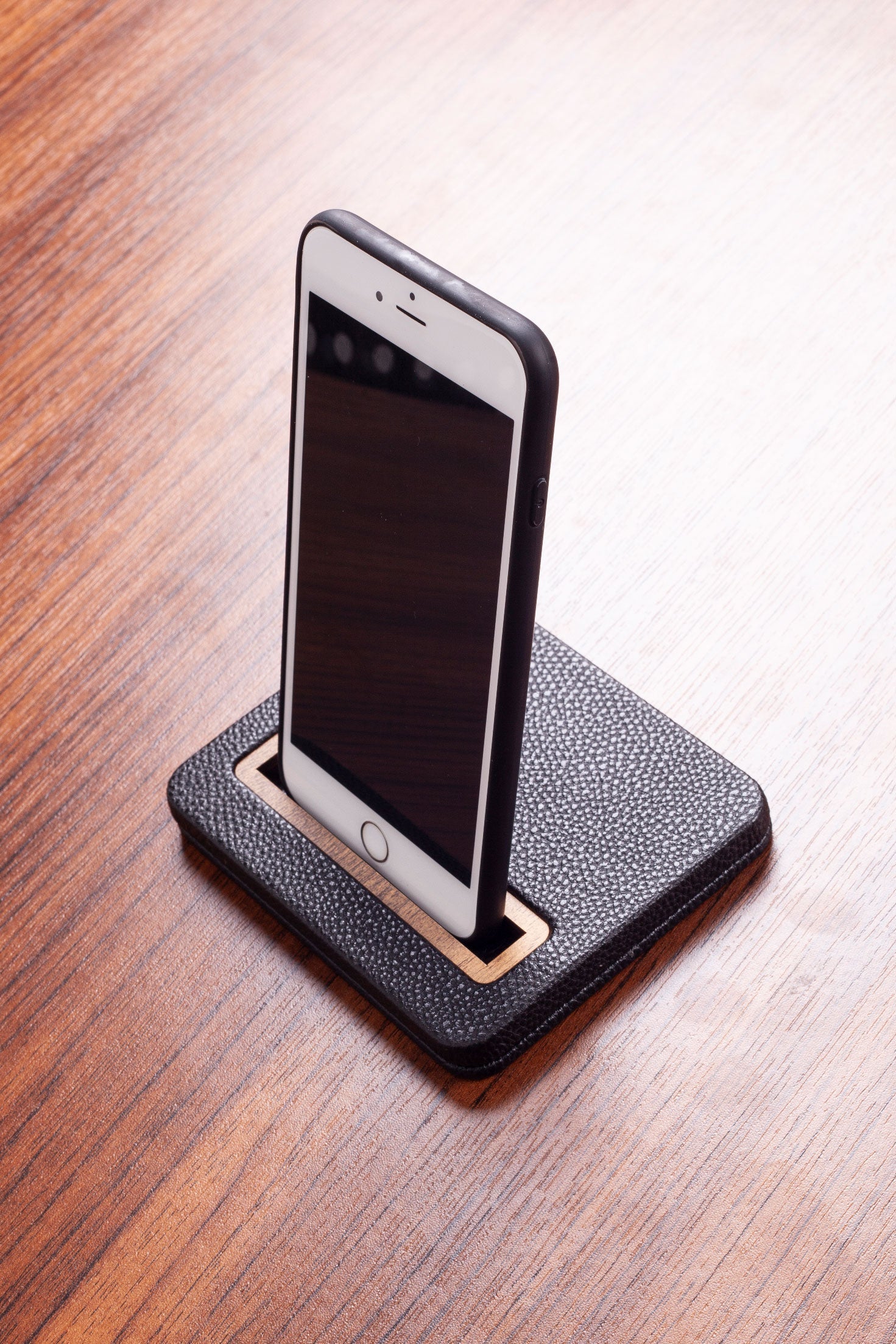Leather Phone Holder Wooden Detail